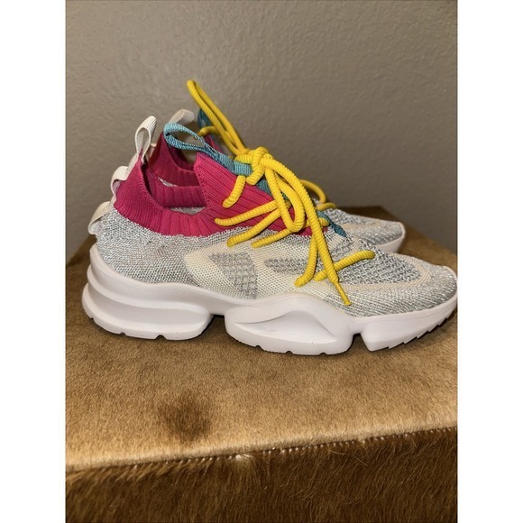 SIA Collective‎ Saved By The Bell model CV 0.0.02 Men Sz 6. NWOB - Picture 1 of 6
